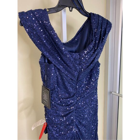 Ieena Mac Duggal NWT One-Shoulder Ruched Sequined Gown in Midnight Size 8 - Picture 8 of 8